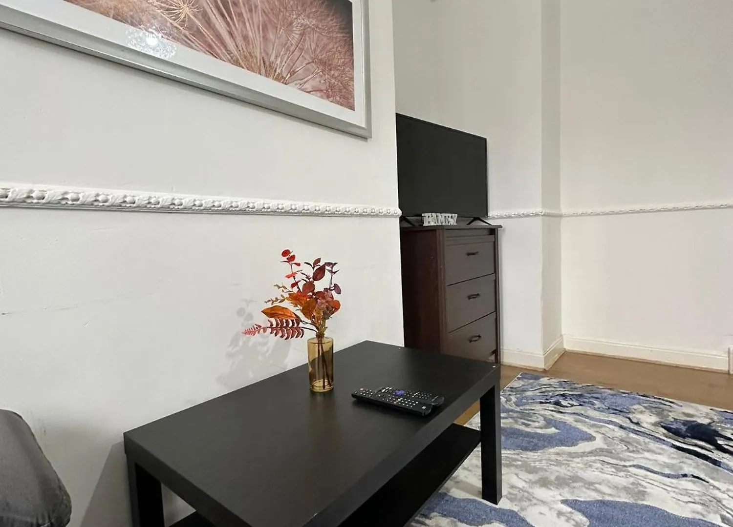Lovely Spacious 2 Bedroom Flat In Bethnal Green, 3Mins Away From Station Londen 0*,
