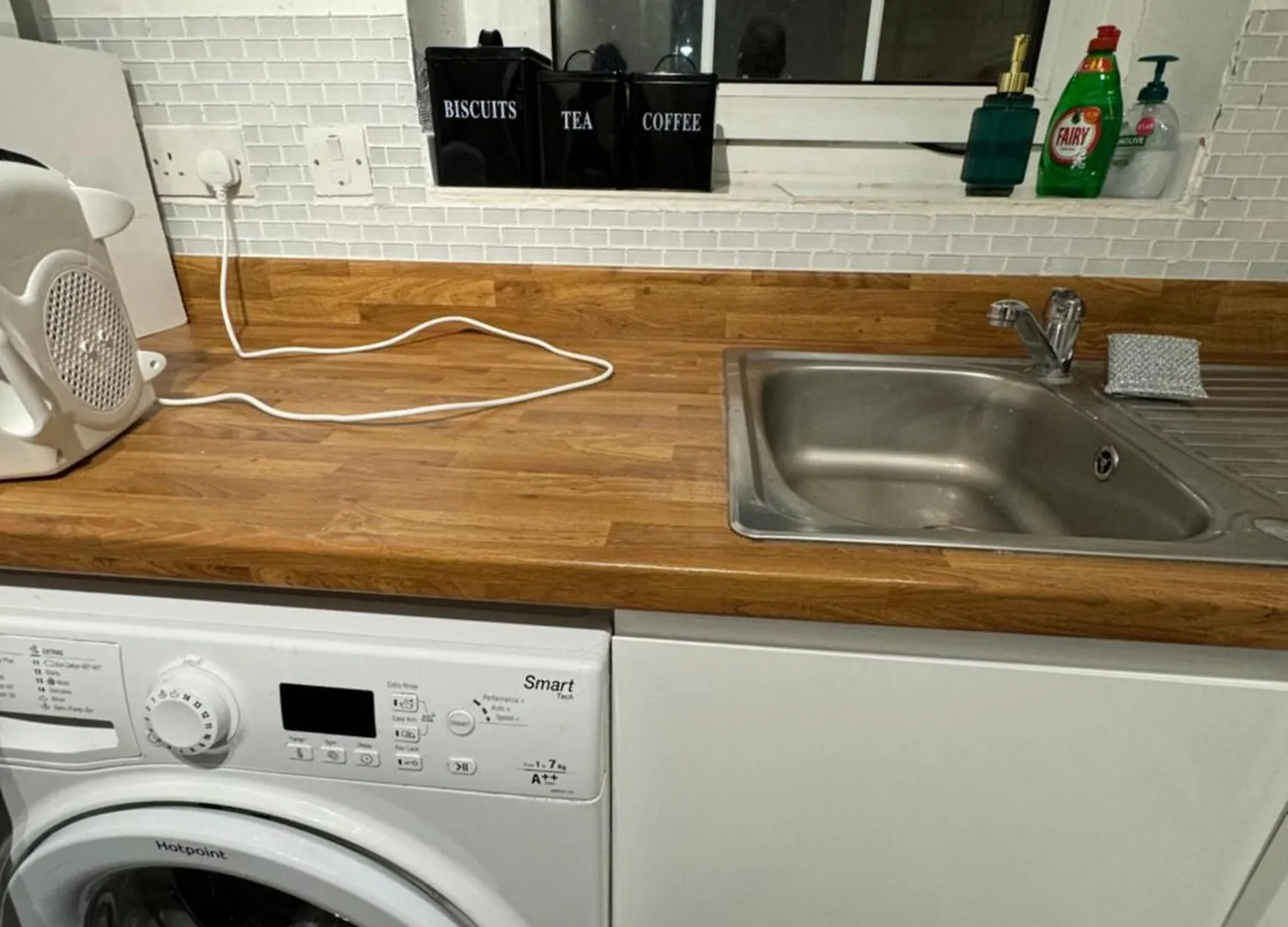 Appartement Lovely Spacious 2 Bedroom Flat In Bethnal Green, 3Mins Away From Station Londen