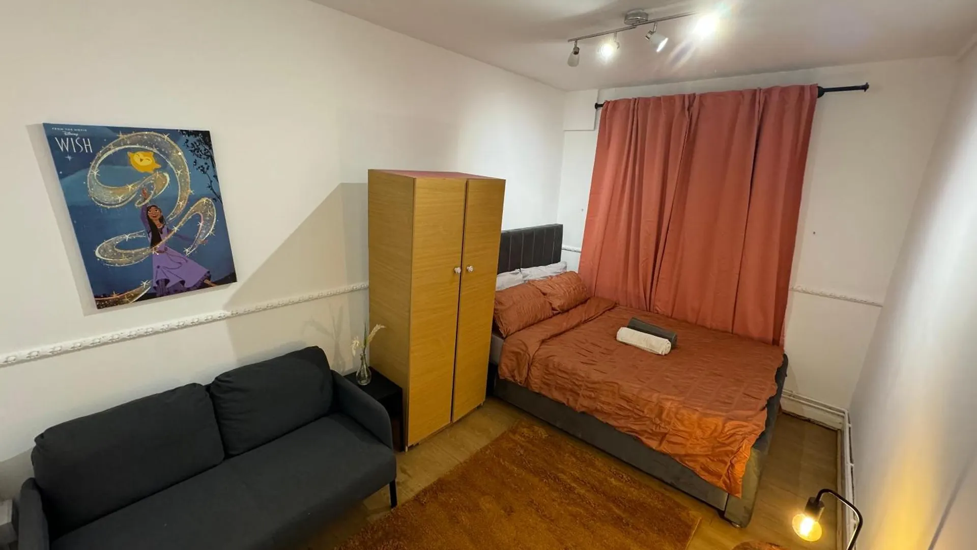 Appartement Lovely Spacious 2 Bedroom Flat In Bethnal Green, 3Mins Away From Station Londen Verenigd Koninkrijk